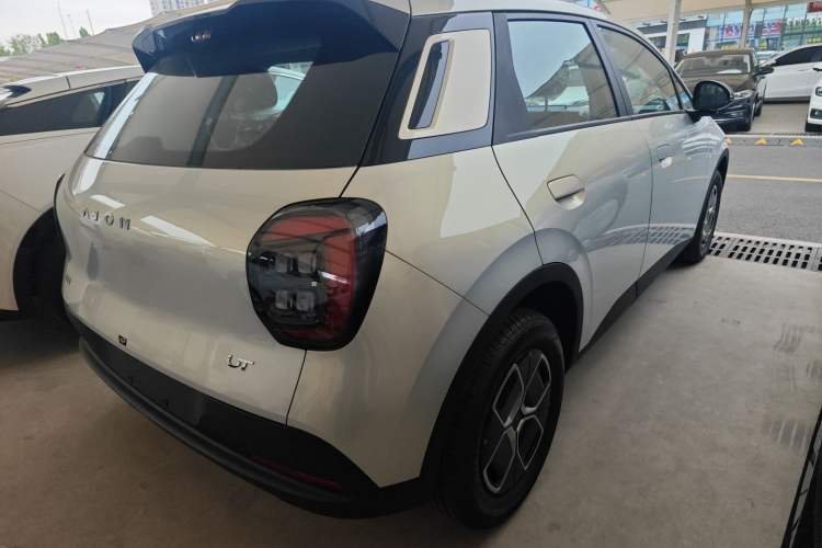 Used AION UT 2025 330 Starlight Edition
