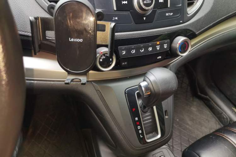 Used Honda CR-V 2016 2.0L Two-Wheel Drive Classic Edition
