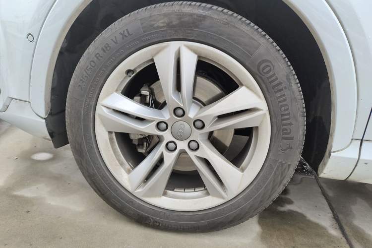 Used Audi Q3 2017 30 TFSI Fashion Model
