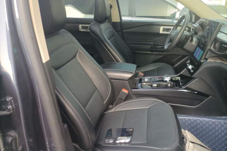 Used Ford Explorer 2020 EcoBoost 285 4x4 Titanium Edition 7-Seater