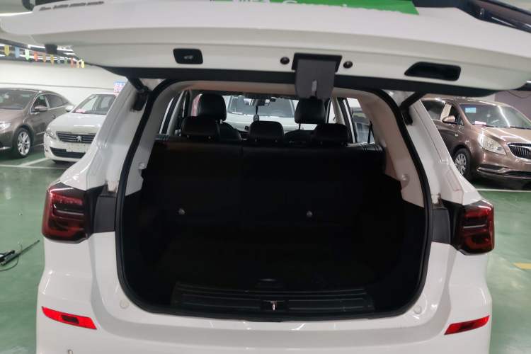 Used Roewe RX5 2021 PLUS 300TGI Automatic Ali National Trend Flagship Ronglin Edition Trunk