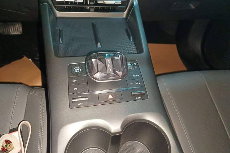 Used BYD Qin PLUS 2025 DM-i Smart Drive 55KM Leading Model