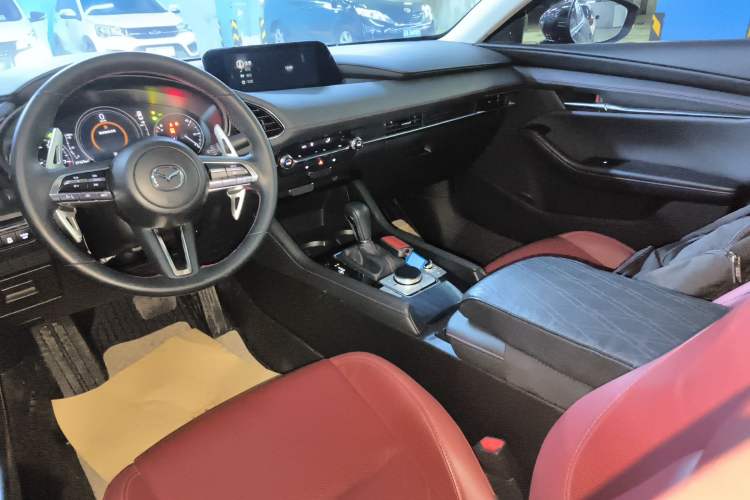 Used Mazda Mazda 3 Axela 2022 2.0L Automatic Premium Black Obsidian Edition