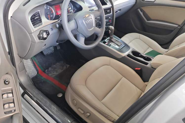 Used Audi A4L 2011 1.8 TFSI Comfort Model
