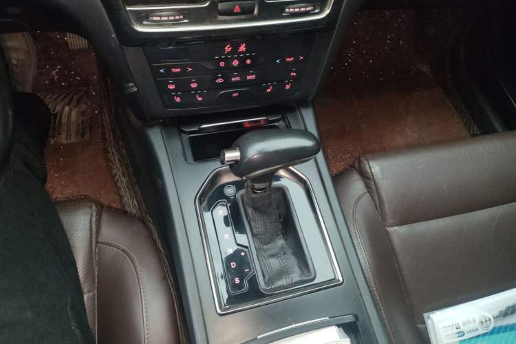 Used Hongqi H7 2017 2.0T Luxury Model