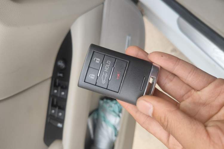 Used Cadillac XTS 2014 28T Comfort Version