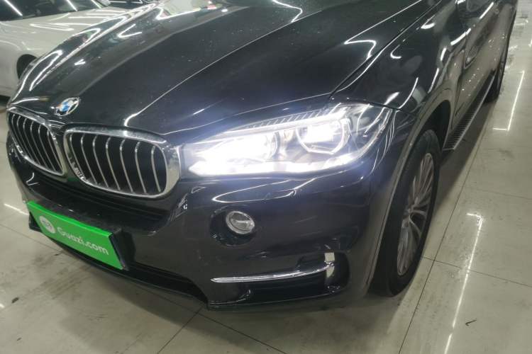 Used BMW X5 2017 xDrive28i
