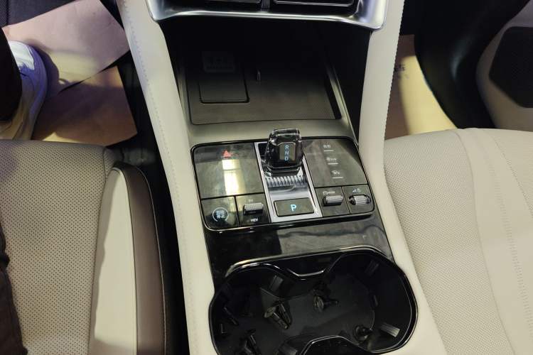 Used BYD Song PLUS New Energy 2025 DM-i Smart Drive 112KM Prestige Model
