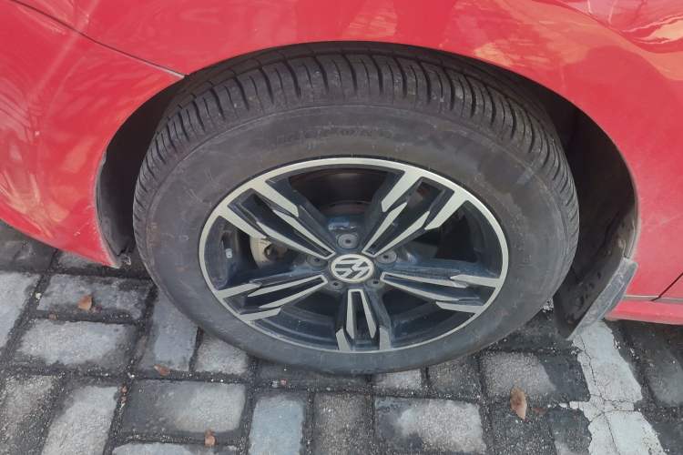 Used Volkswagen Polo 2016 1.6L Automatic Comfort Model