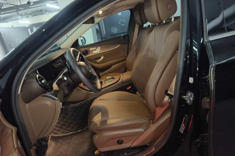 Used Mercedes-Benz E-Class 2023 Updated E 300 L Fashion Edition
