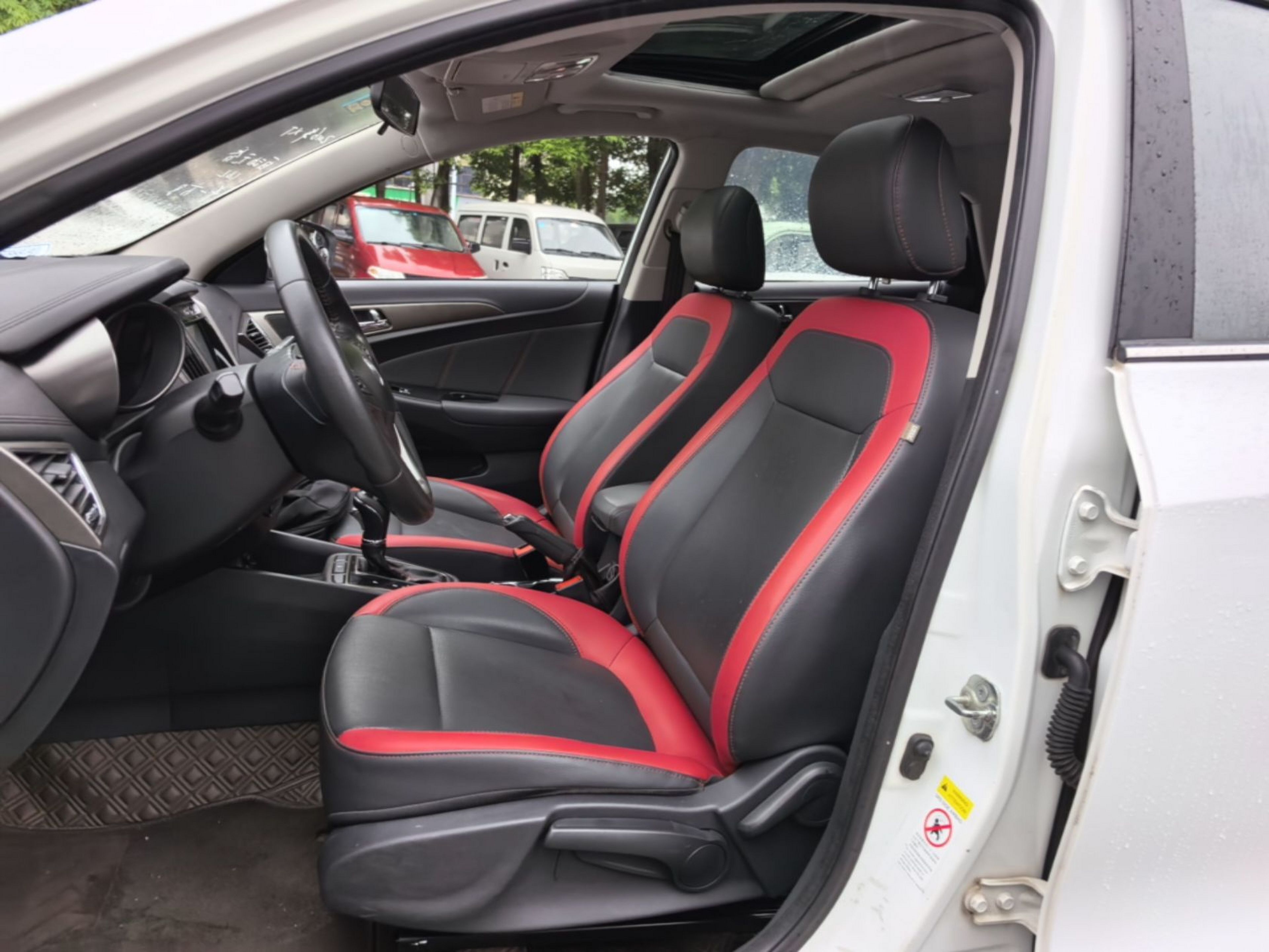 Interior delantero