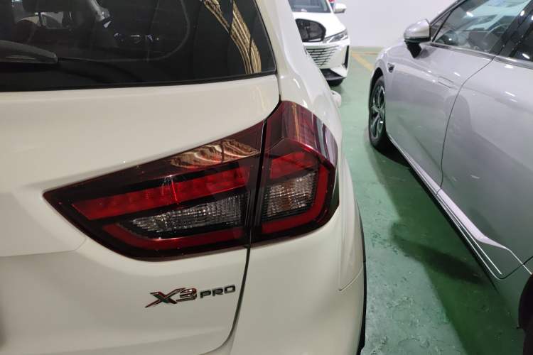 Used Geely Auto Vision X3 2021 PRO 1.5L CVT Deluxe Model