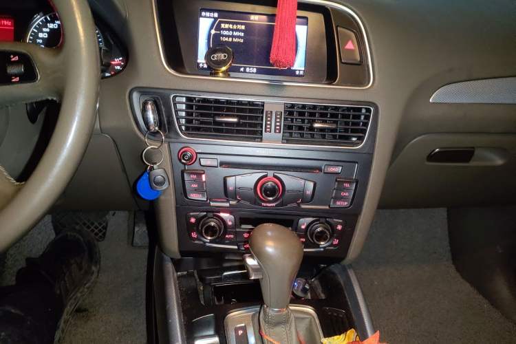 Used Audi Q5 2012 2.0TFSI Technology Model
