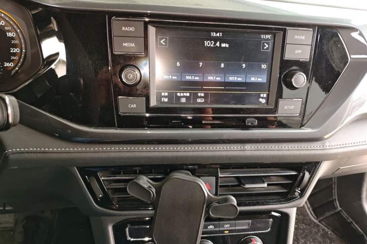 Used Volkswagen Tharu 2019 280TSI Two-Wheel Drive R-Line China V Standard Audio And AC Panel