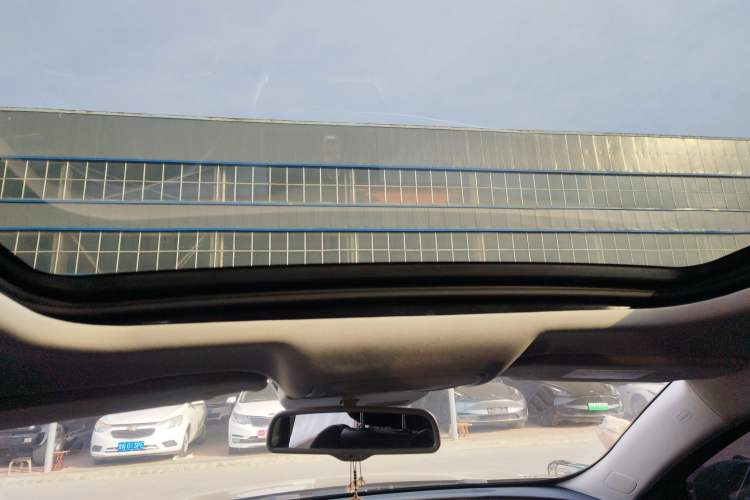 Used Hongqi H5 2022 Classic Model 1.8T Automatic Smart Connect Flagship Edition