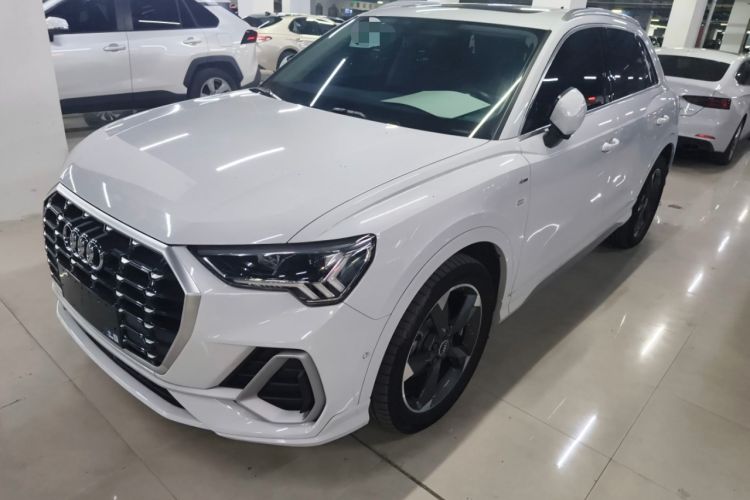 Used Audi Q3 2022 35 TFSI Fashion Dynamic Model