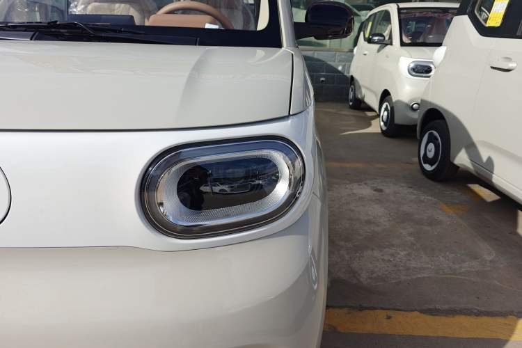 Used Wuling Hongguang MINIEV 2024 3rd Generation 215km Youth Edition