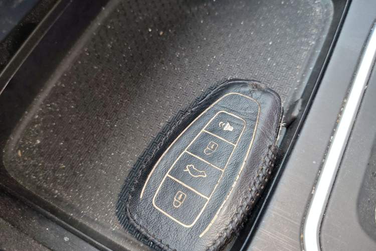 Used Geely Auto Vision X6 2020 1.4T CVT Asian Games Edition
