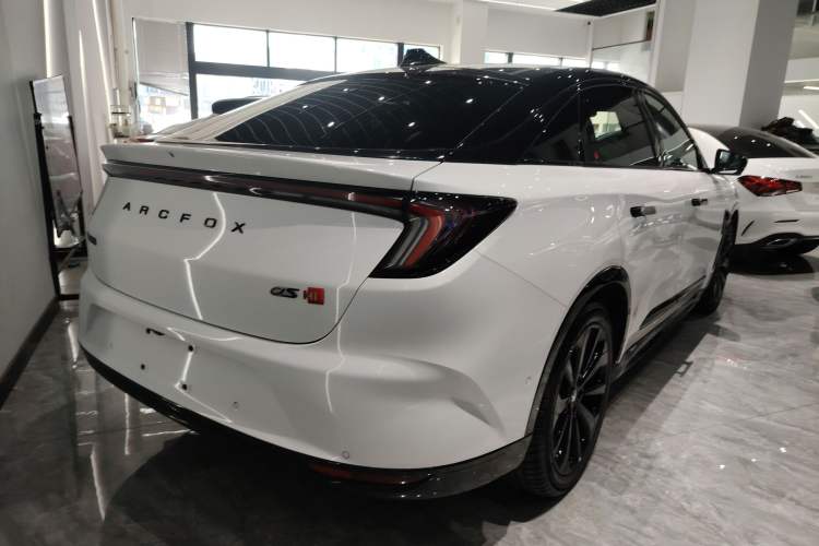 Used ARCFOX Alpha S 2023 Pioneer Edition