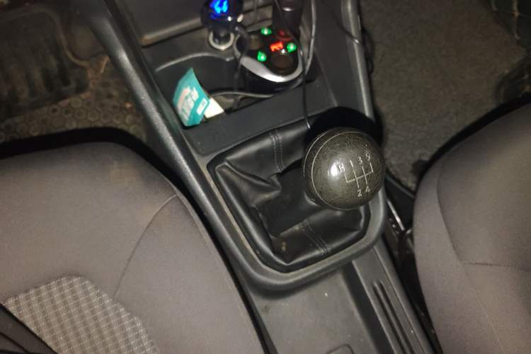 Used Volkswagen Santana 2016 1.4L Manual Fashion Edition Gear Lever