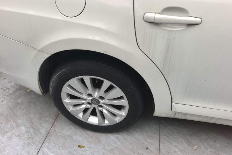 Used Citroen C-Quatre 2013 Sedan 1.6L Automatic Prestige Model Right Rear Wheel Hub