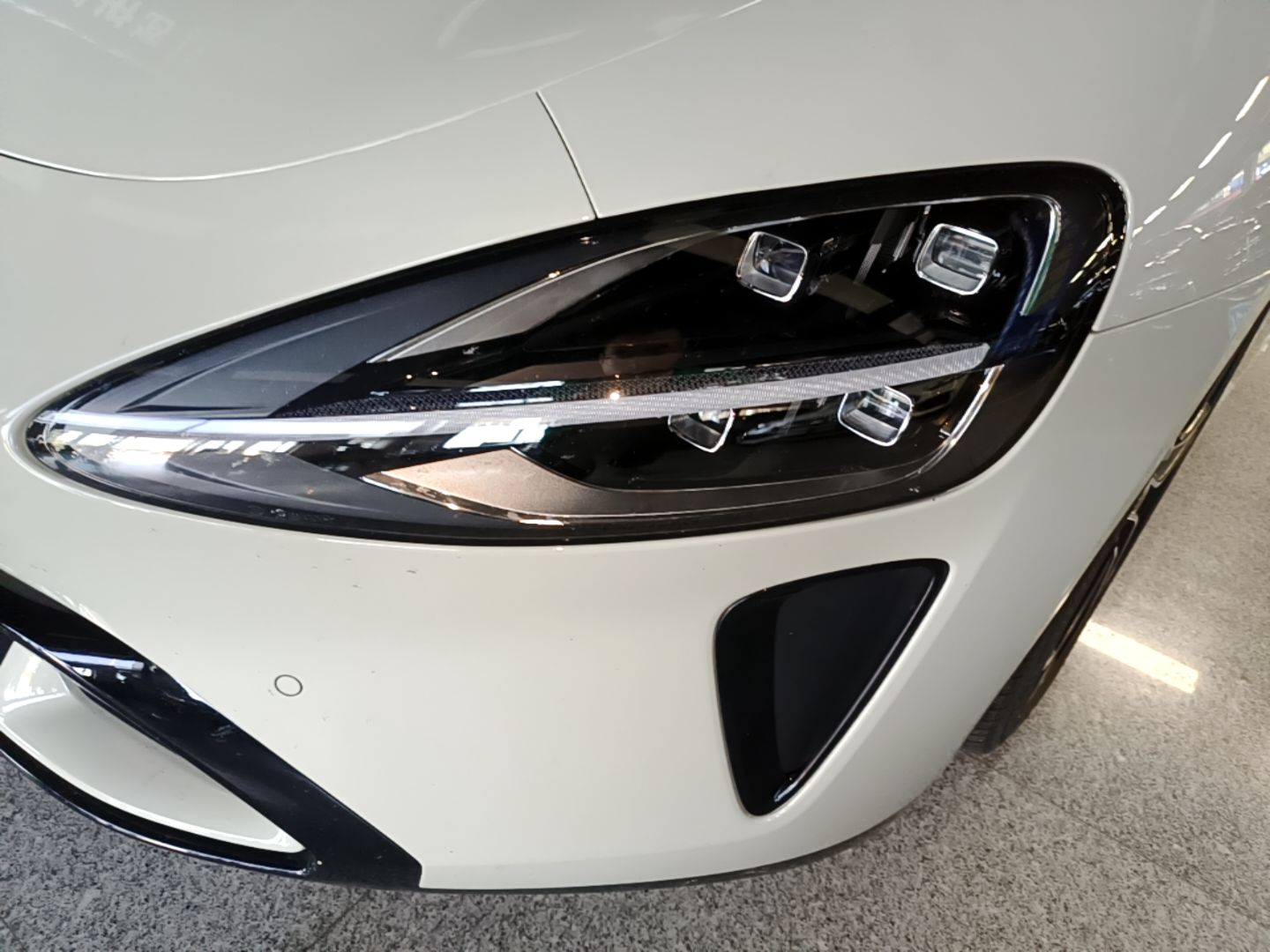 Xiaomi Auto SU7 2024 Four-Wheel Drive Ultra-Long Range Advanced Intelligent Driving Max Edition — снимка 8
