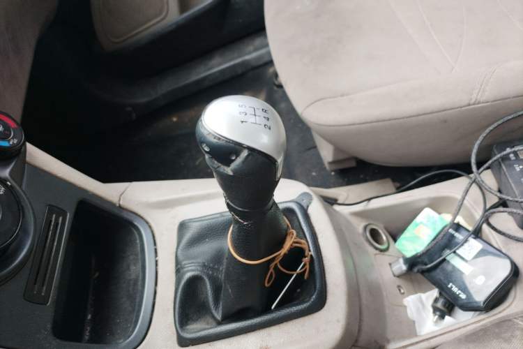 Used Ford Fiesta 2013 Sedan 1.5L Manual Fashion Edition
