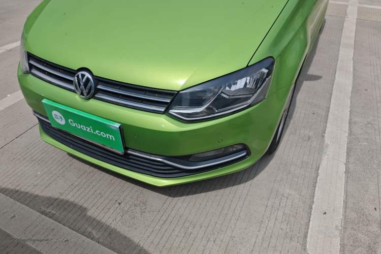 Used Volkswagen Polo 2014 1.6L Automatic Luxury Edition Left Front Headlight