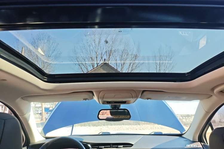 Used Cadillac XT5 2018 25T Luxury Model
