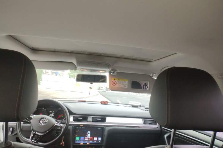 Used Volkswagen Bora 2017 1.6L Automatic Comfort Model Headliner