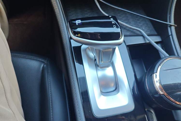 Used Hyundai Mistra 2021 1.8L CVT GLX Elite Edition Gear Lever