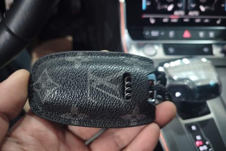 Used Audi A6L 2020 45 TFSI Prestige Dynamic Edition Vehicle Key