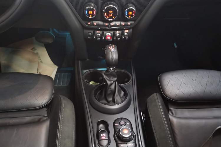 Used MINI Countryman 2017 1.5T COOPER ALL4 Traveler
