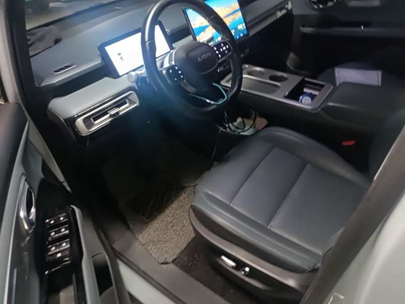 Used AION Y 2023 Plus 510 Smart Edition — 7