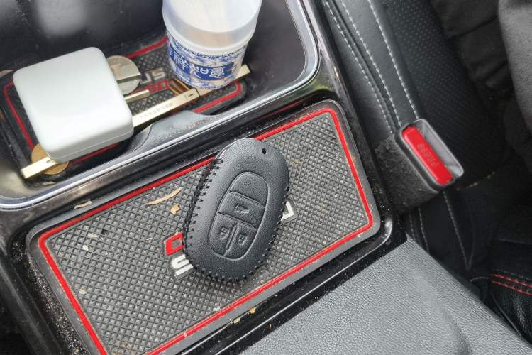 Used SAIC MAXUS G50 2020 1.5T Automatic Luxury Edition Vehicle Key