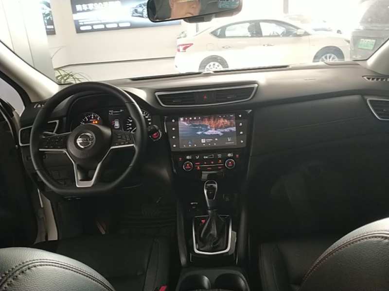 Used Nissan Qashqai 2022 2.0L CVT XV Premier Luxury Edition — 9