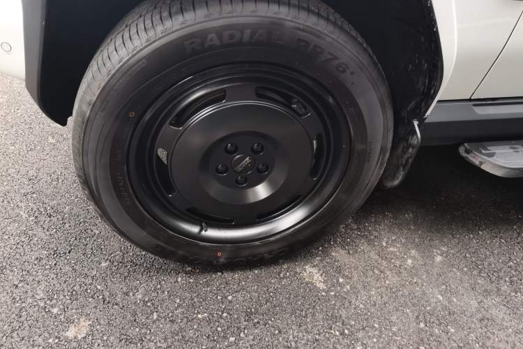 Used iCAR V23 2026 Model 550 Two-Wheel Drive Super Sports Edition Left Front Wheel Hub