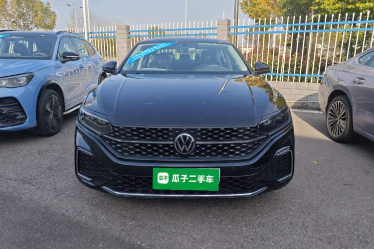 Used Volkswagen Passat 2026 Model, Outstanding 380TSI Xingkong Longteng Edition