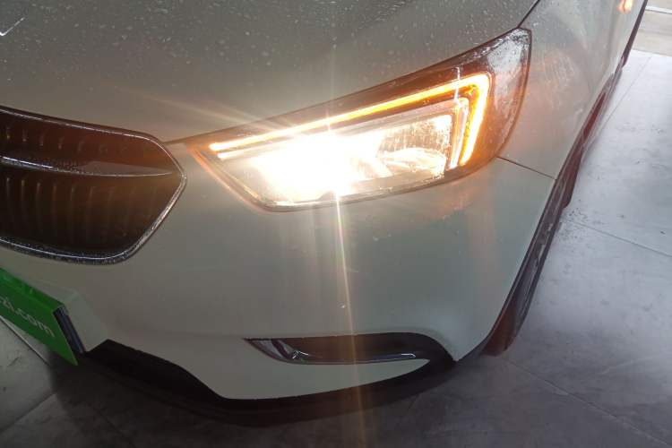 Used Buick Encore 2016 18T Automatic Two-Wheel Drive Urban Leading Edition