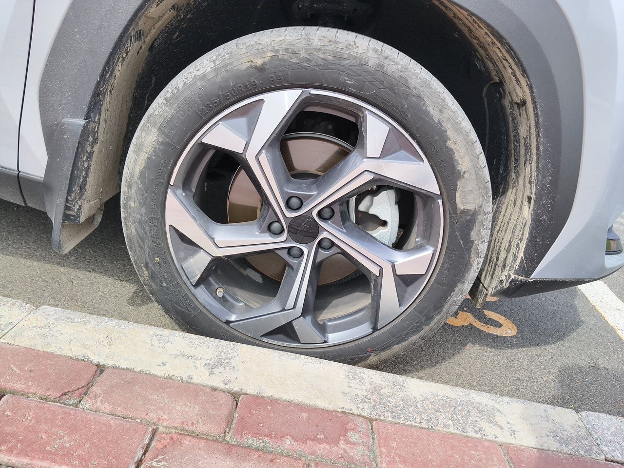 Geely Auto FX11 2024 1.5TD DCT Prestige Edition — снимка 8