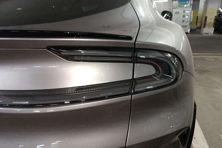 Used Xiaomi Auto YU7 2025 Ultra-Long Range Rear-Wheel Drive Version
