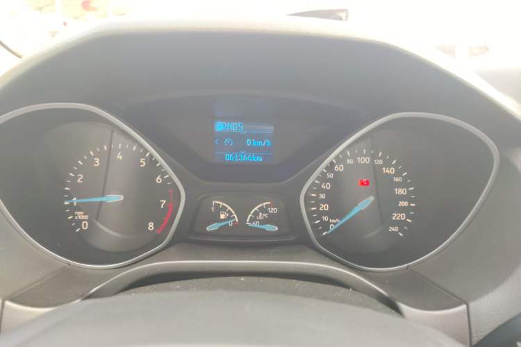 Used Ford Focus 2015 Hatchback 1.6L Automatic Fashion Edition