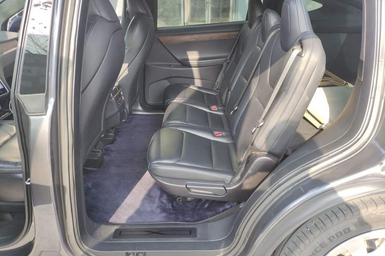 Used Tesla Model X 2019 Long-Range Version
