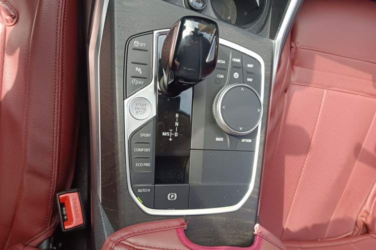 Used BMW 3 Series 2020 Facelifted 325i M Sport Package Gear Lever