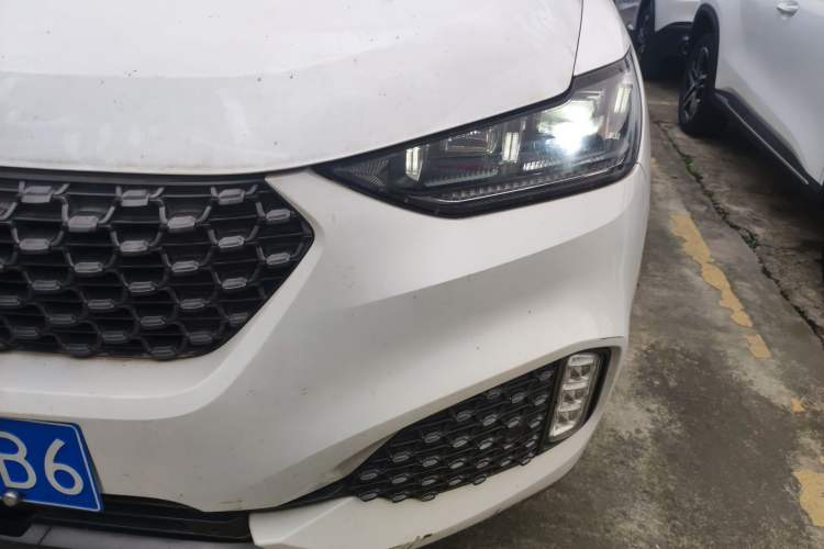 Used Wey VV6 2020 2.0T Four-Wheel Drive Zhiyu+ Left Front Headlight