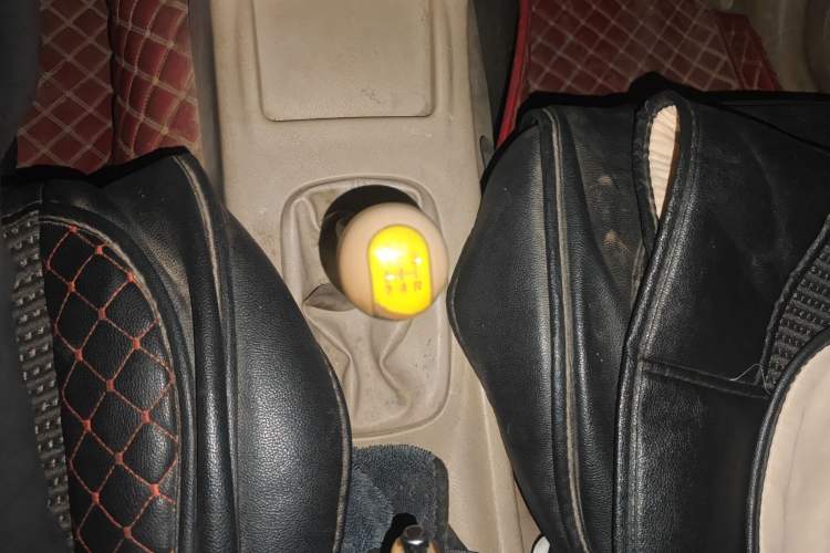 Used FAW Senya S80 2011 1.3L Manual 7-Seater Comfort Version
