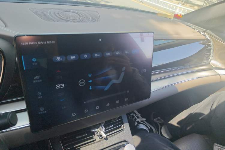 Used BYD Han 2020 EV Long-Range Luxury Model
