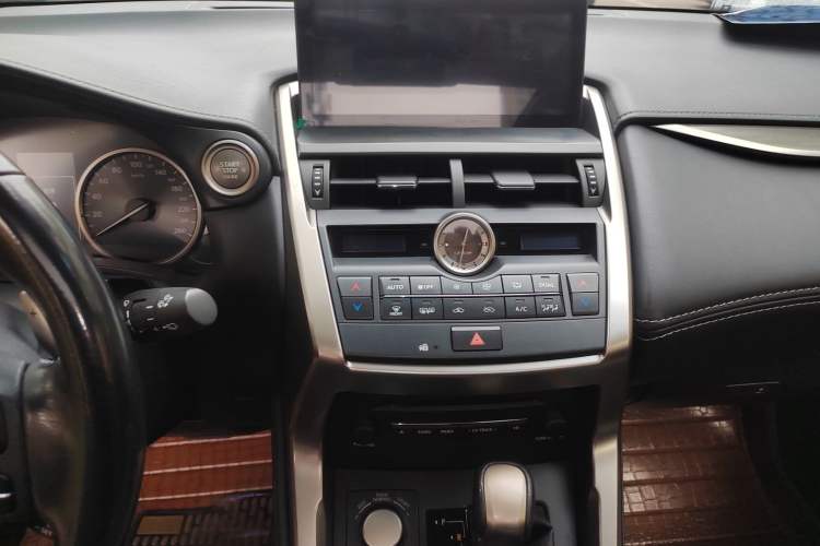 Used Lexus NX 2015 200T All-Wheel-Drive Fēngshàng Edition
