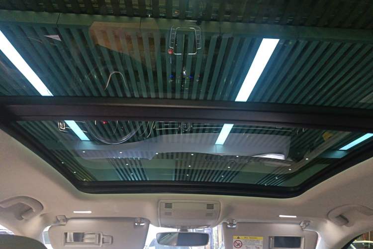 Used Volkswagen Magotan 2020 330TSI DSG Leading Model Headliner