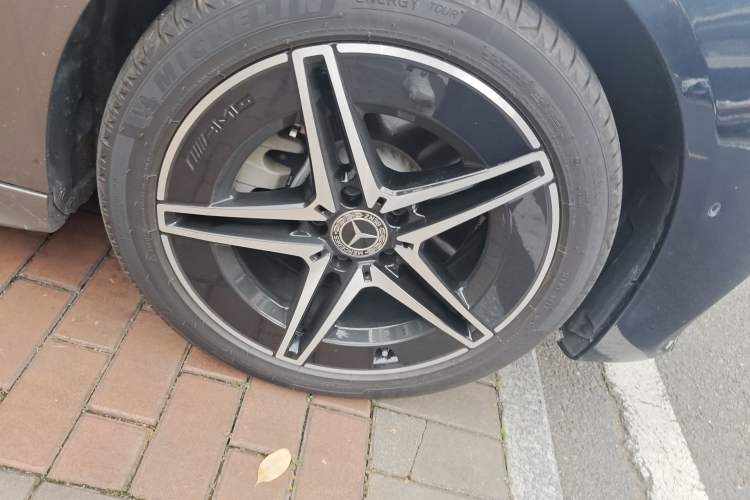 Used Mercedes-Benz C-Class 2023 Restyled C 260 L Night Edition Sports Version
